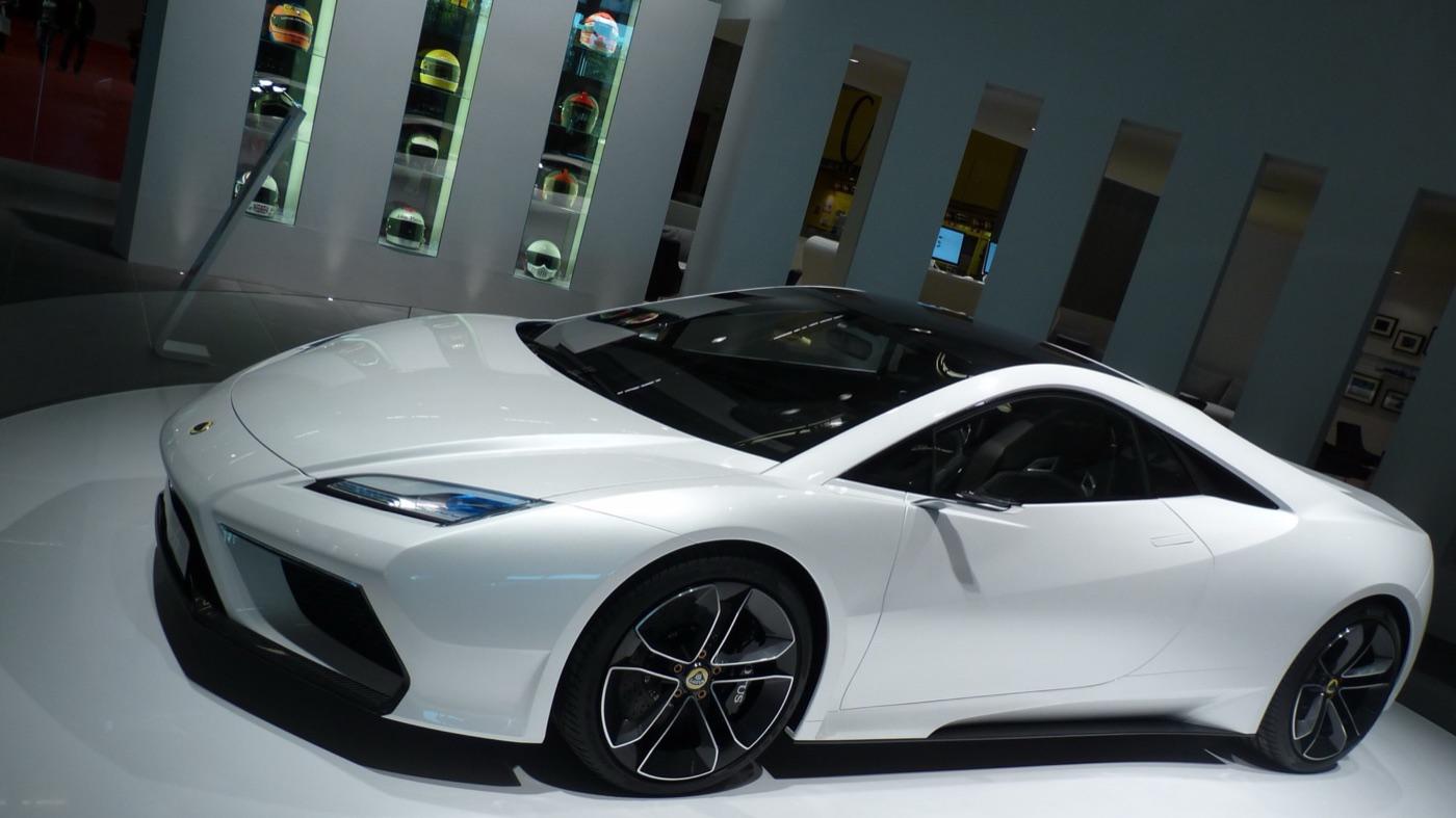 White Lotus Esprit concept supercar on a turntable on the Lotus stand at the 2010 Paris motor show