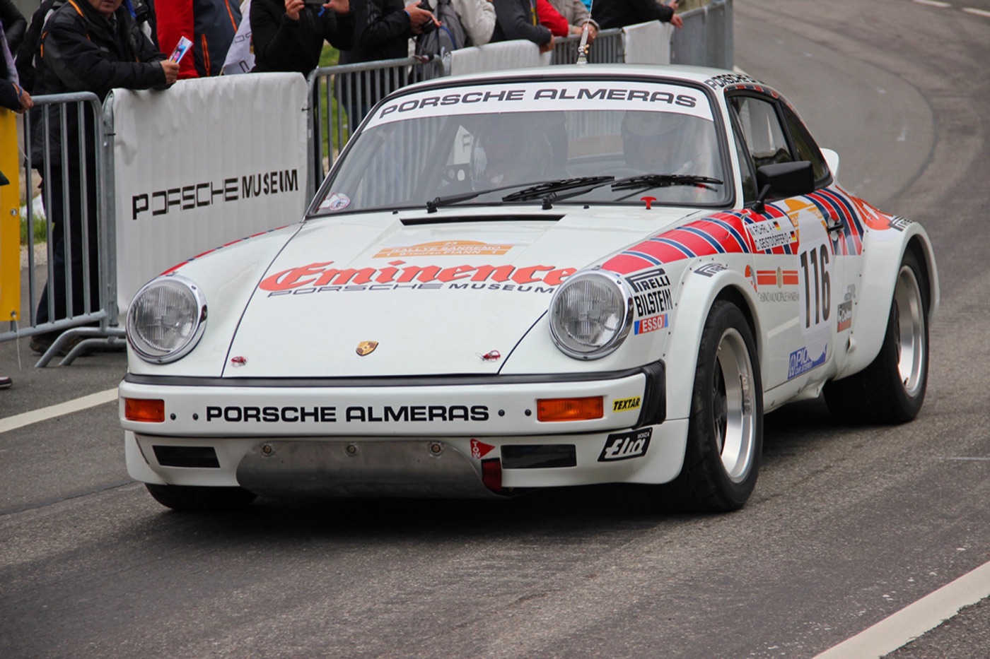 White Porsche 911 SC rally car with Eminence and Porsche Almeras lettering and number 116 at a hill climb