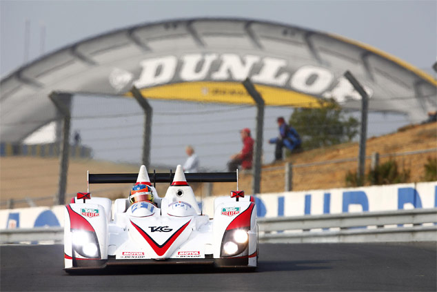 Alex Brundle testing the Zytek Z11SN Nissan in April this year