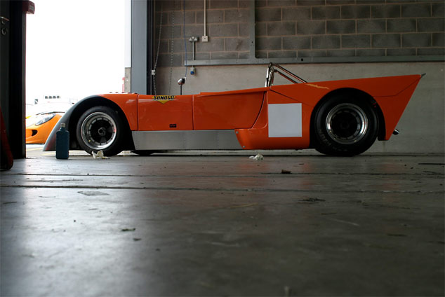 Chevron B19