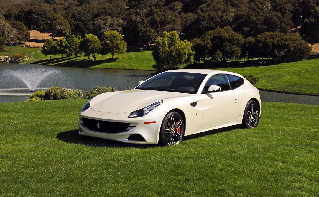 Ferrari delivers a uniquely personalised FF to golfer Ian Poulter