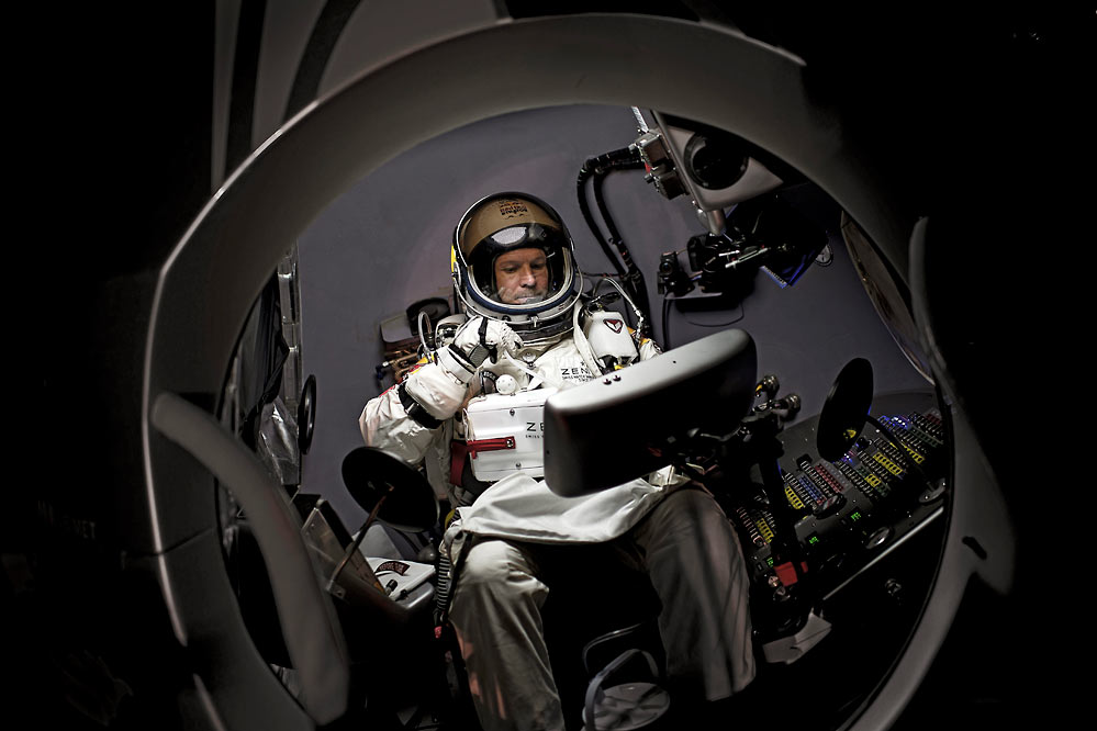 Red Bull Stratos Felix Baumgartner G2 Red Bull Stratos Mission: Felix Baumgartner makes one giant leap for mankind.. (w/Headcam Footage)