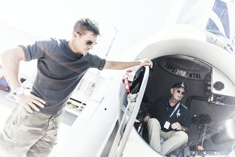 Red Bull Stratos Felix Baumgartner G4 Red Bull Stratos Mission: Felix Baumgartner makes one giant leap for mankind.. (w/Headcam Footage)