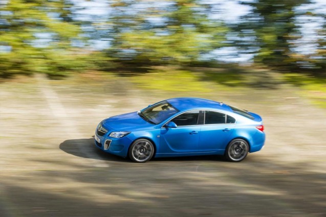Vauxhall Insignia VXR SuperSport G3 637x424 Is Vauxhalls Insignia VXR SuperSport the fastest sub £30,000 car in the UK? Or is it just pleased to see you?