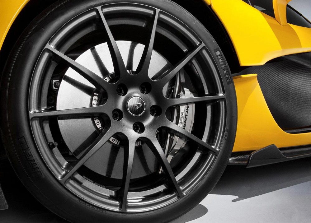 McLaren-P1-Performance_G7