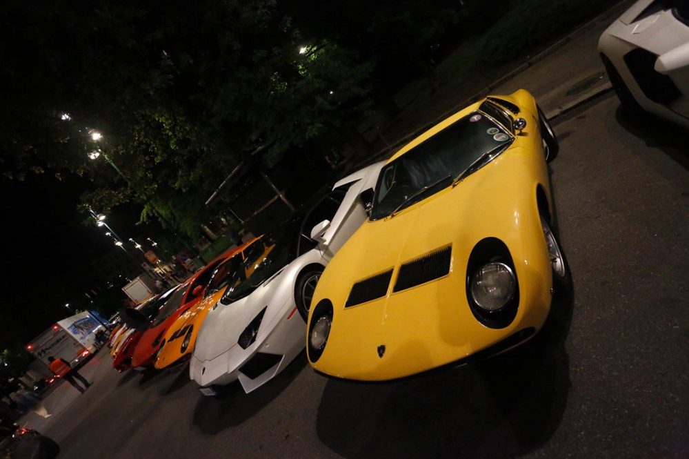 Lamborghini 50 Anniversario Grande Giro Milan G21 999x665 Picture gallery: Lamborghinis 50° Anniversario Grande Giro begins