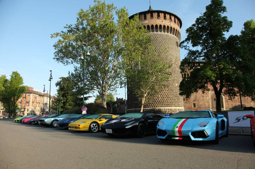 Lamborghini 50 Anniversario Grande Giro Milan G7 999x665 Picture gallery: Lamborghinis 50° Anniversario Grande Giro begins