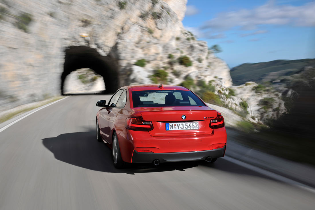 BMW 2 Series coupe G2 999x665 All new BMW 2 Series Coupé harks back to an iconic period in BMWs history..