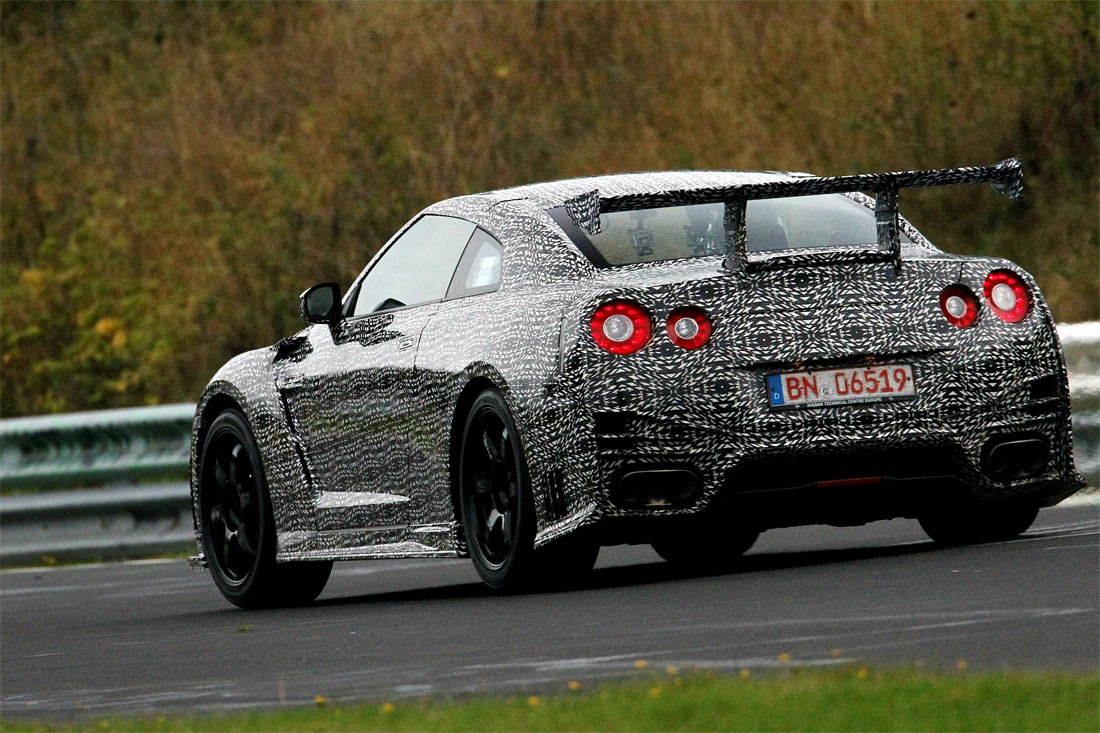Nissan GTR Nismo G11 999x665 Nissan GT R Nismo sets a 7:08.679 lap time of the Nürburgring (w/VIDEO)